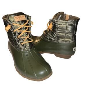 Sperry Saltwater Quilted Duck Boots Olive Green Waterproof Rubber – Women’s 7M